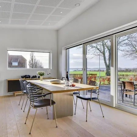 Ermelinda - 900m To The Fjord By Interhome