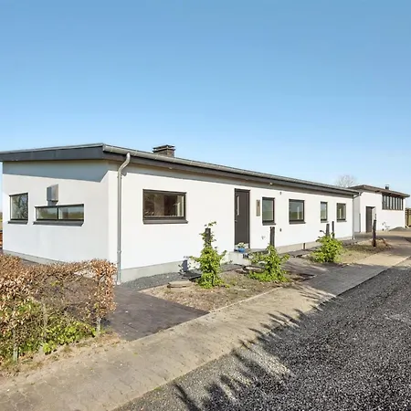 Ermelinda - 900m To The Fjord By Interhome